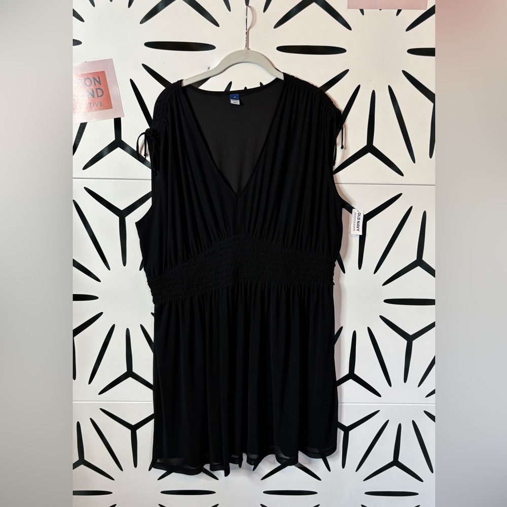 Old Navy Black Smocked Waist Dress Women’s Size 2X V-Neck Tie Shoulder NWT